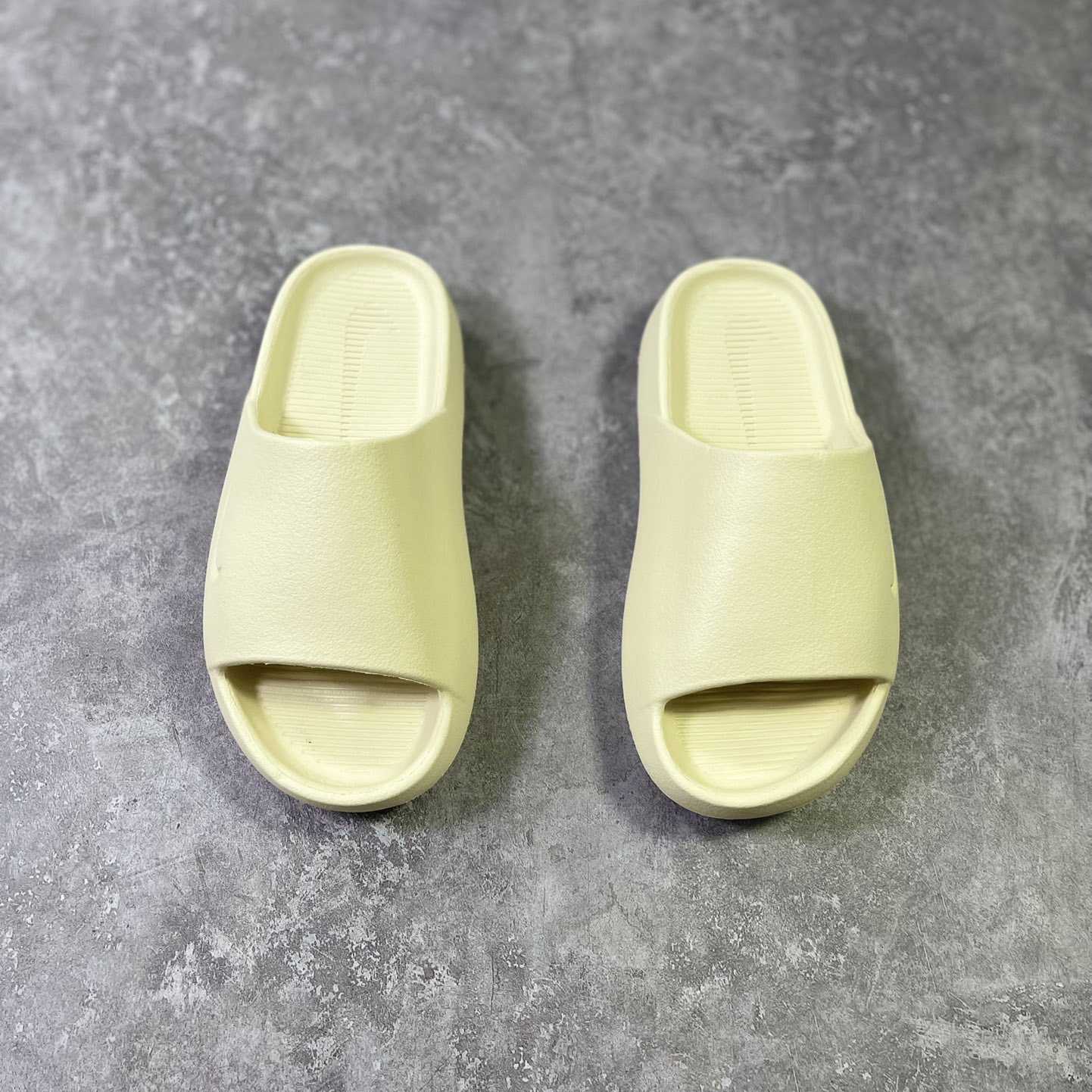 Nike Calm Slide   FD4116-001 - DopestKickz