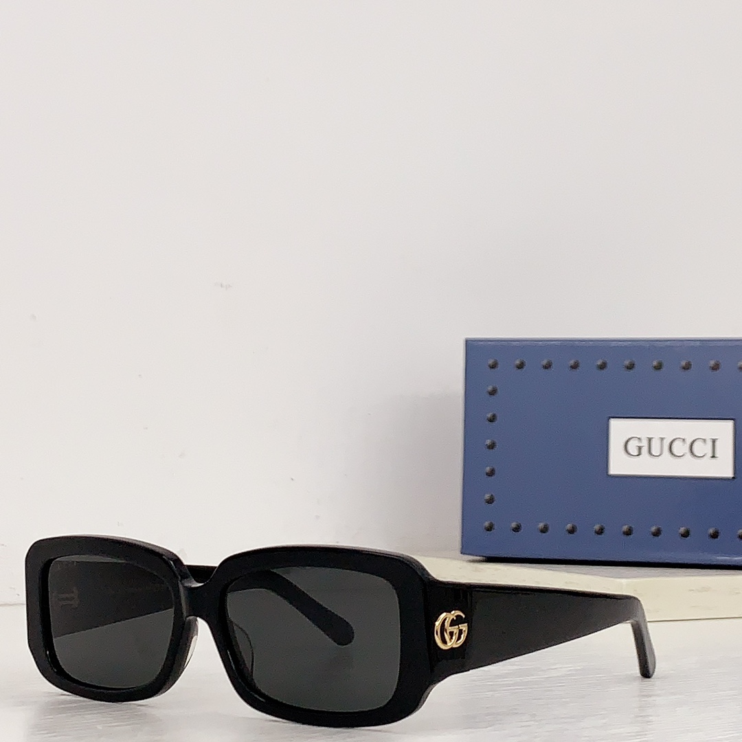 Gucci Specialized Fit Rectangular Sunglasse - DopestKickz