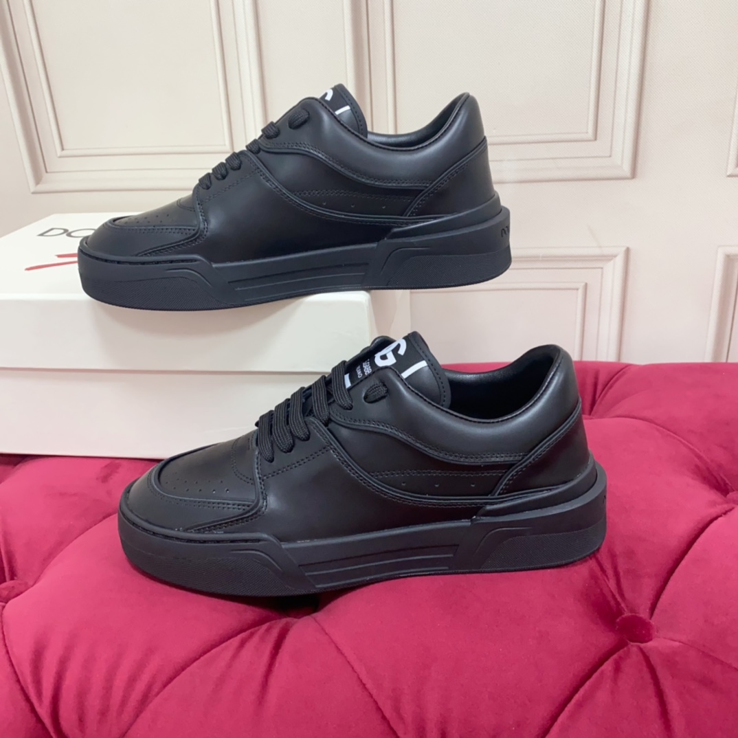 Dolce & Gabbana Black Roma Sneakers - DopestKickz