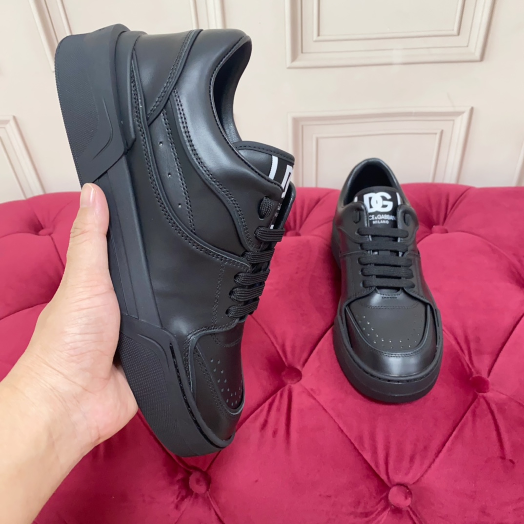 Dolce & Gabbana Black Roma Sneakers - DopestKickz