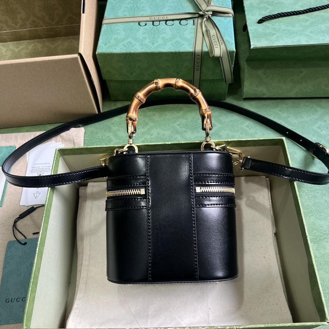 Gucci Mini Bamboo Shoulder Bag (15.5x 13.5x 4cm) - DopestKickz