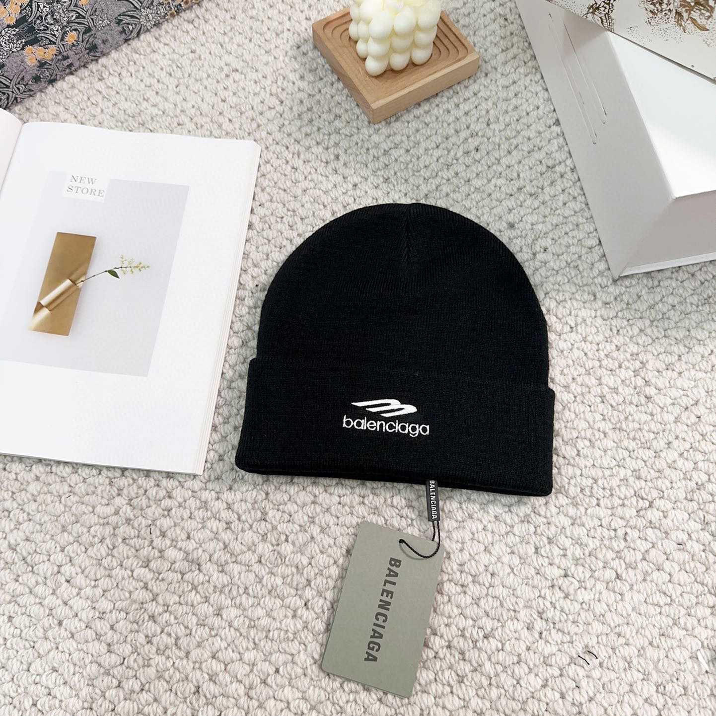 Balenciaga Sports Icon Beanie - DopestKickz