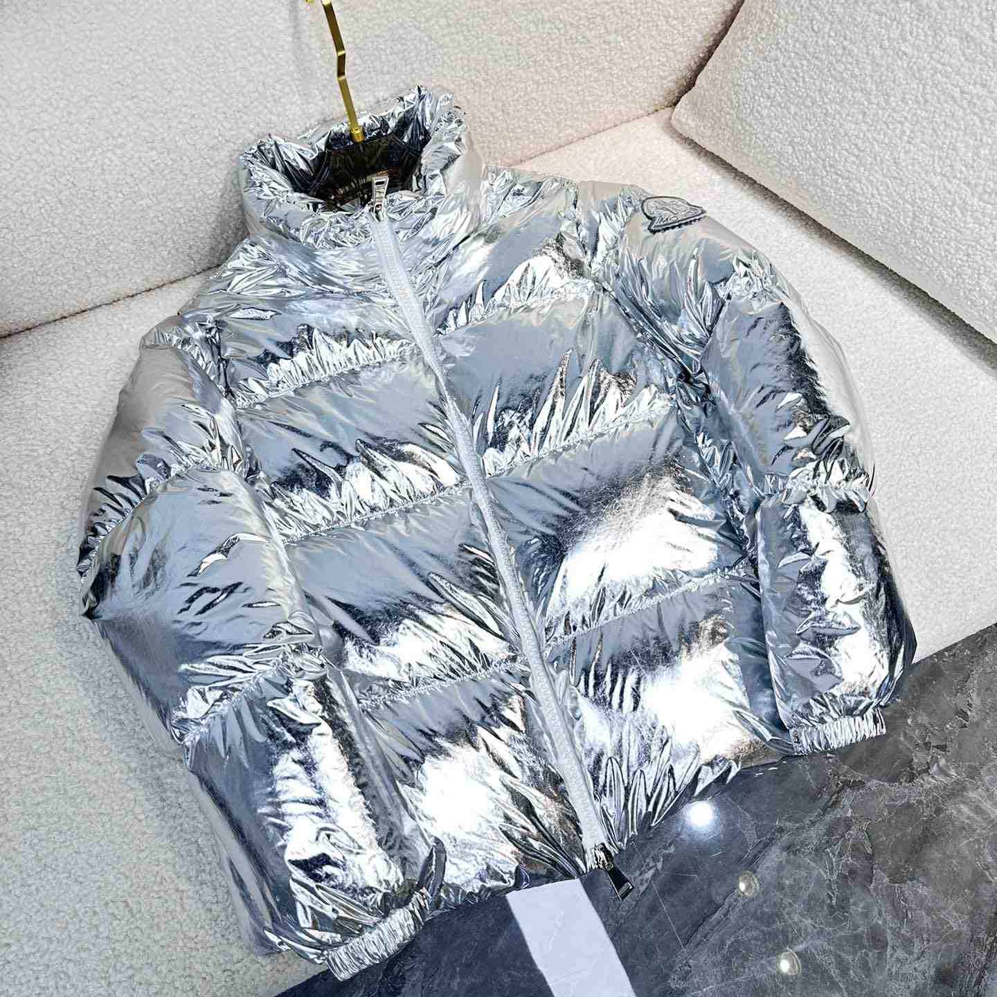 Moncler Meuse Short Down Jacket - DopestKickz
