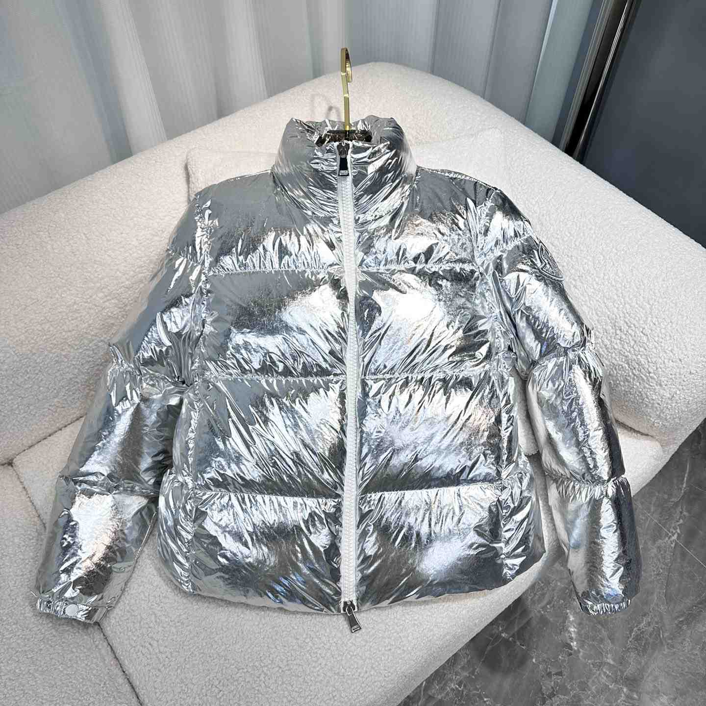 Moncler Meuse Short Down Jacket - DopestKickz