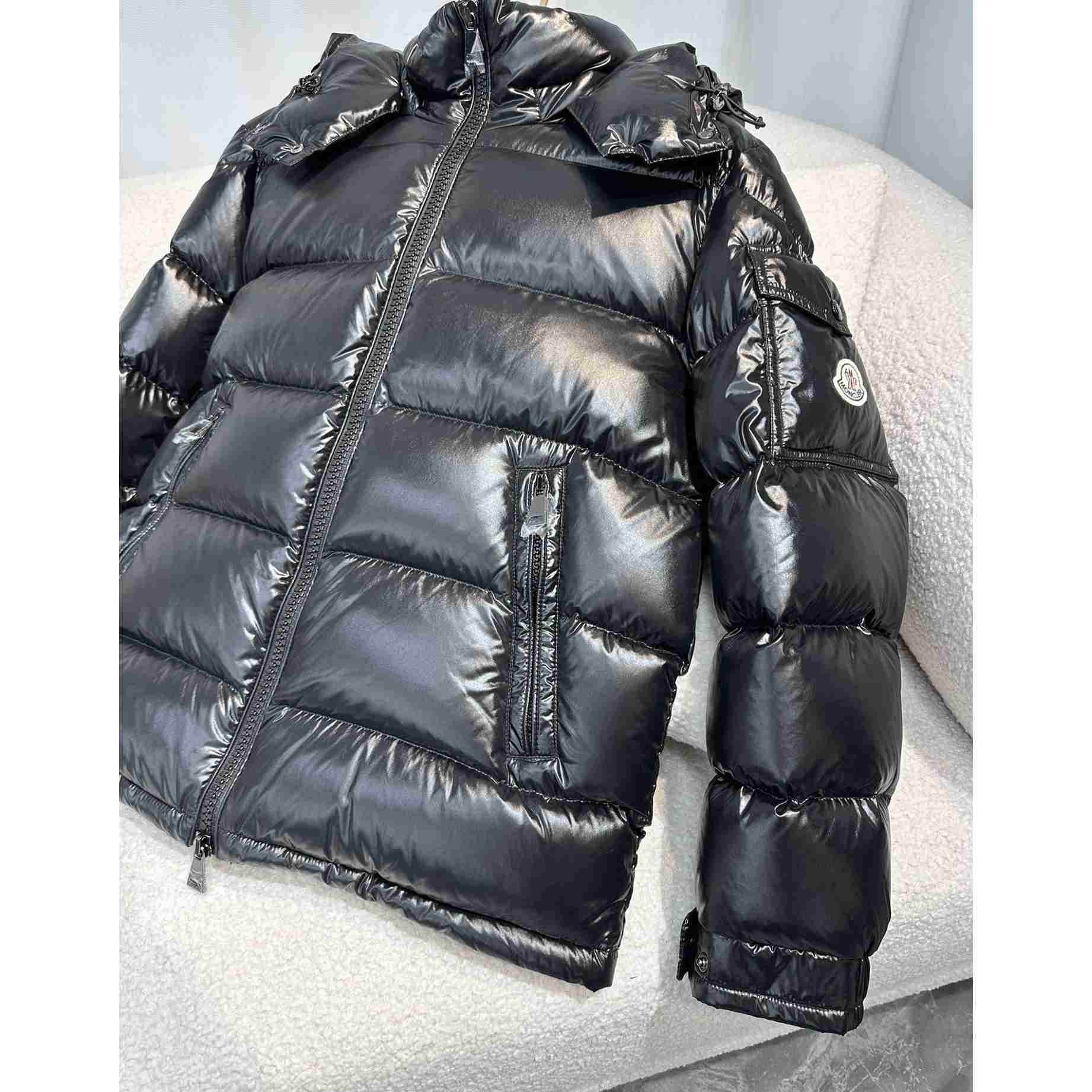 Moncler Maire Short Down Jacket - DopestKickz