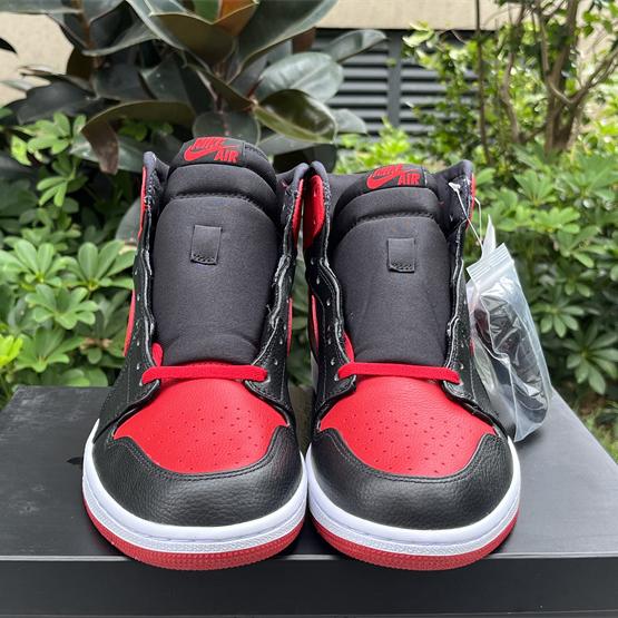 Air Jordan 1 “Banned” Sneaker      432001-001  - DopestKickz