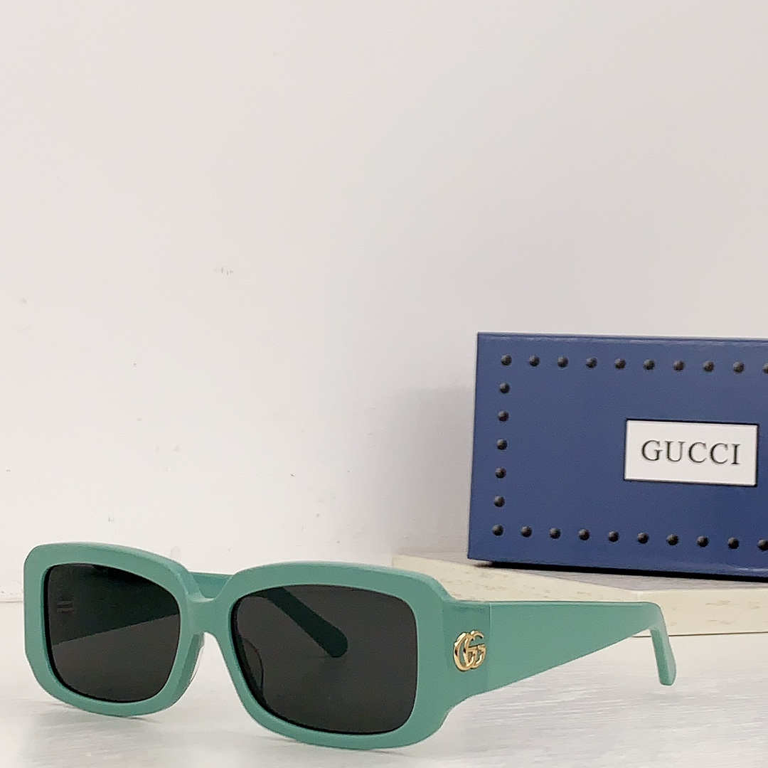 Gucci Specialized Fit Rectangular Sunglasse - DopestKickz
