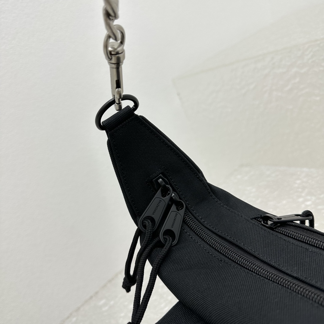 Balenciaga Raver Medium Bag With Chain In Black - DopestKickz