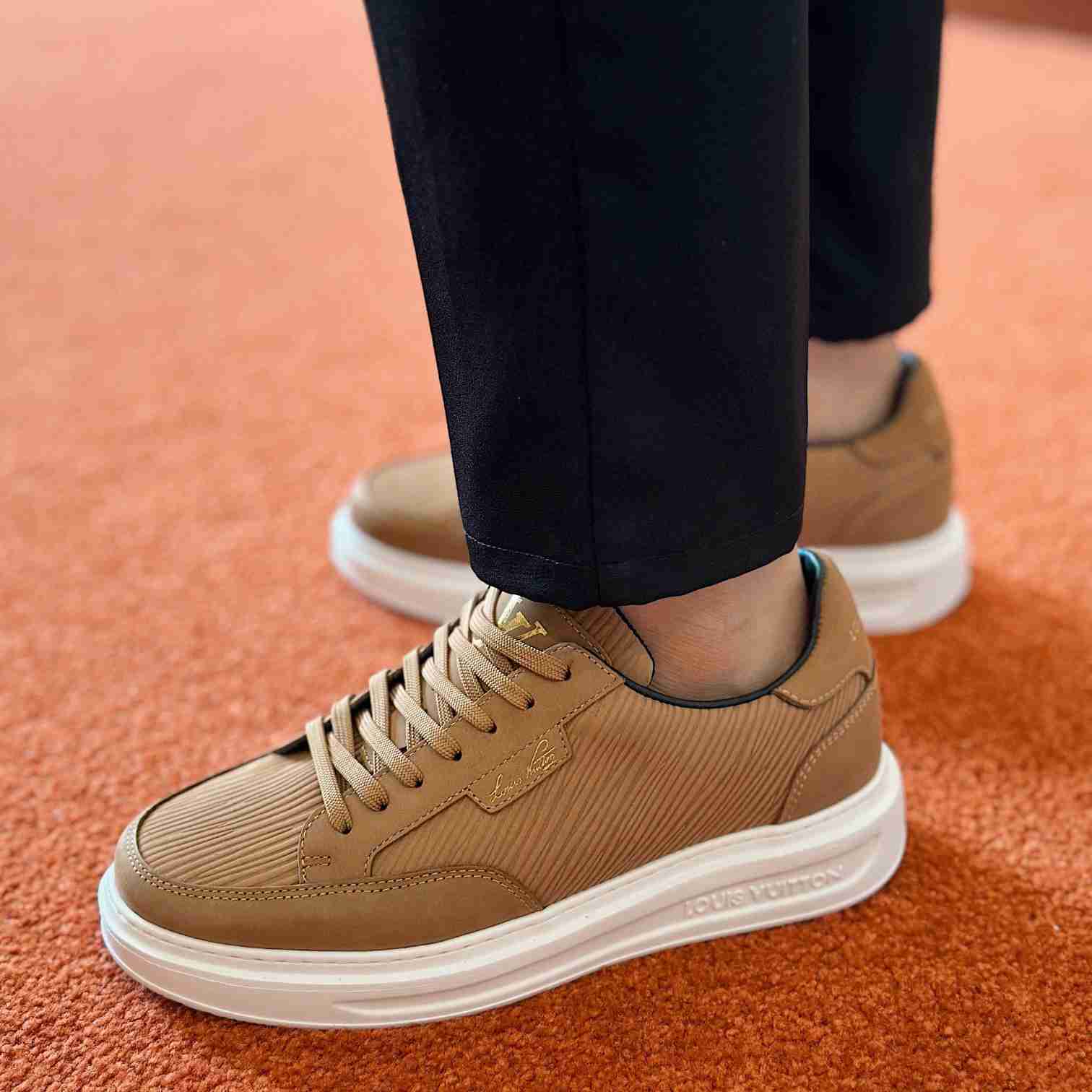 Louis Vuitton Beverly Hills Sneaker (Upon UK Size)  1AC64C - DopestKickz