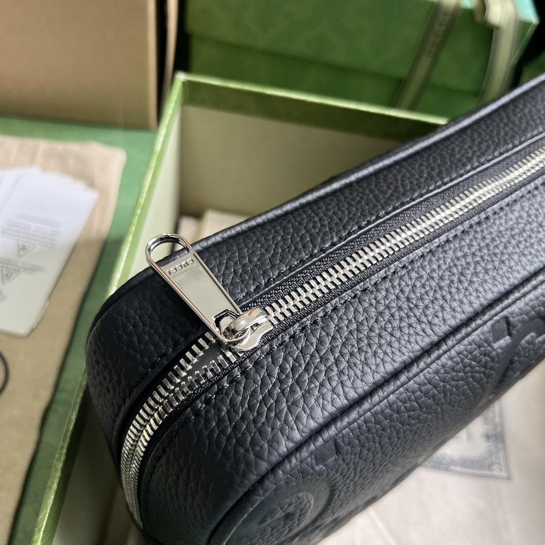 Gucci Jumbo GG Toiletry Case  (23x 14.5x 6.5cm) - DopestKickz