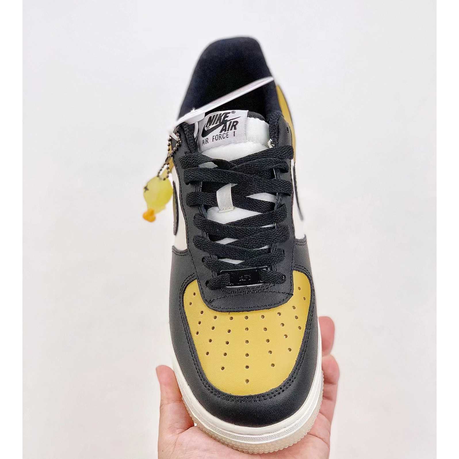 Nike Air Force 1 Low Sneaker       CJ8899-111 - DopestKickz