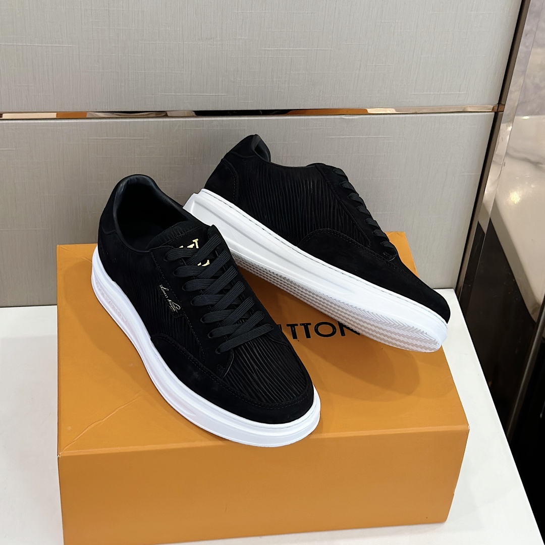 Louis Vuitton Beverly Hills Sneaker (Upon UK Size)  1AC63U - DopestKickz