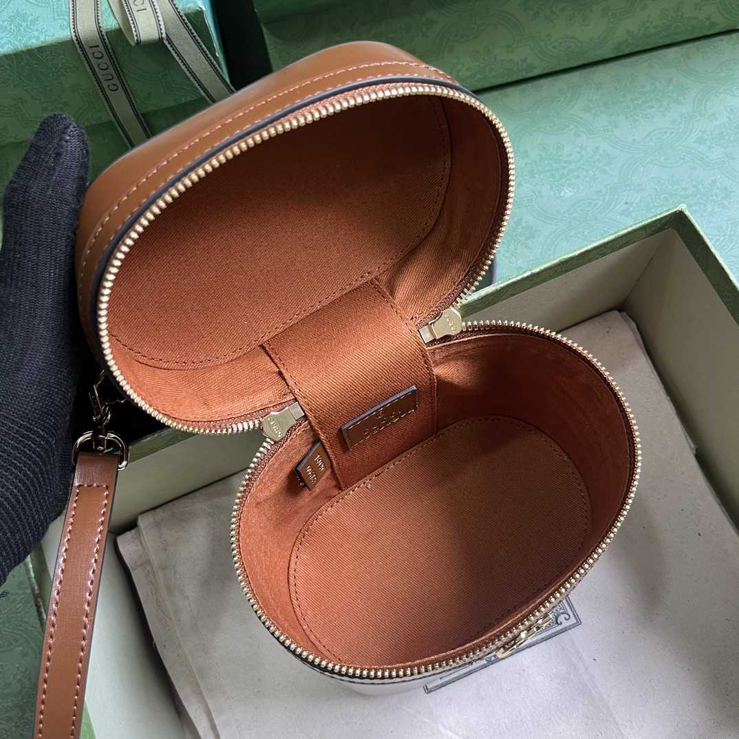 Gucci Mini Bamboo Shoulder Bag (15.5x 13.5x 4cm) - DopestKickz
