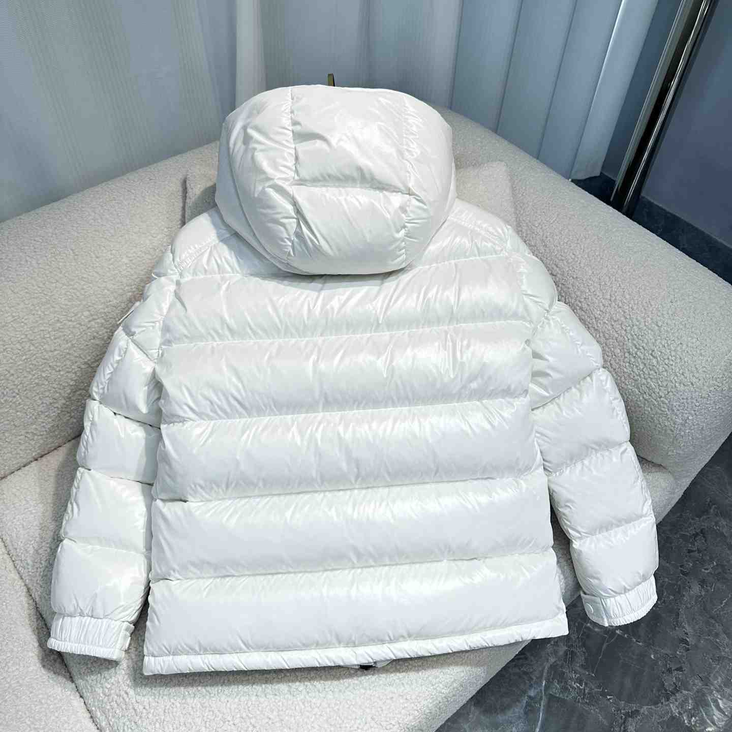 Moncler Maire Short Down Jacket - DopestKickz