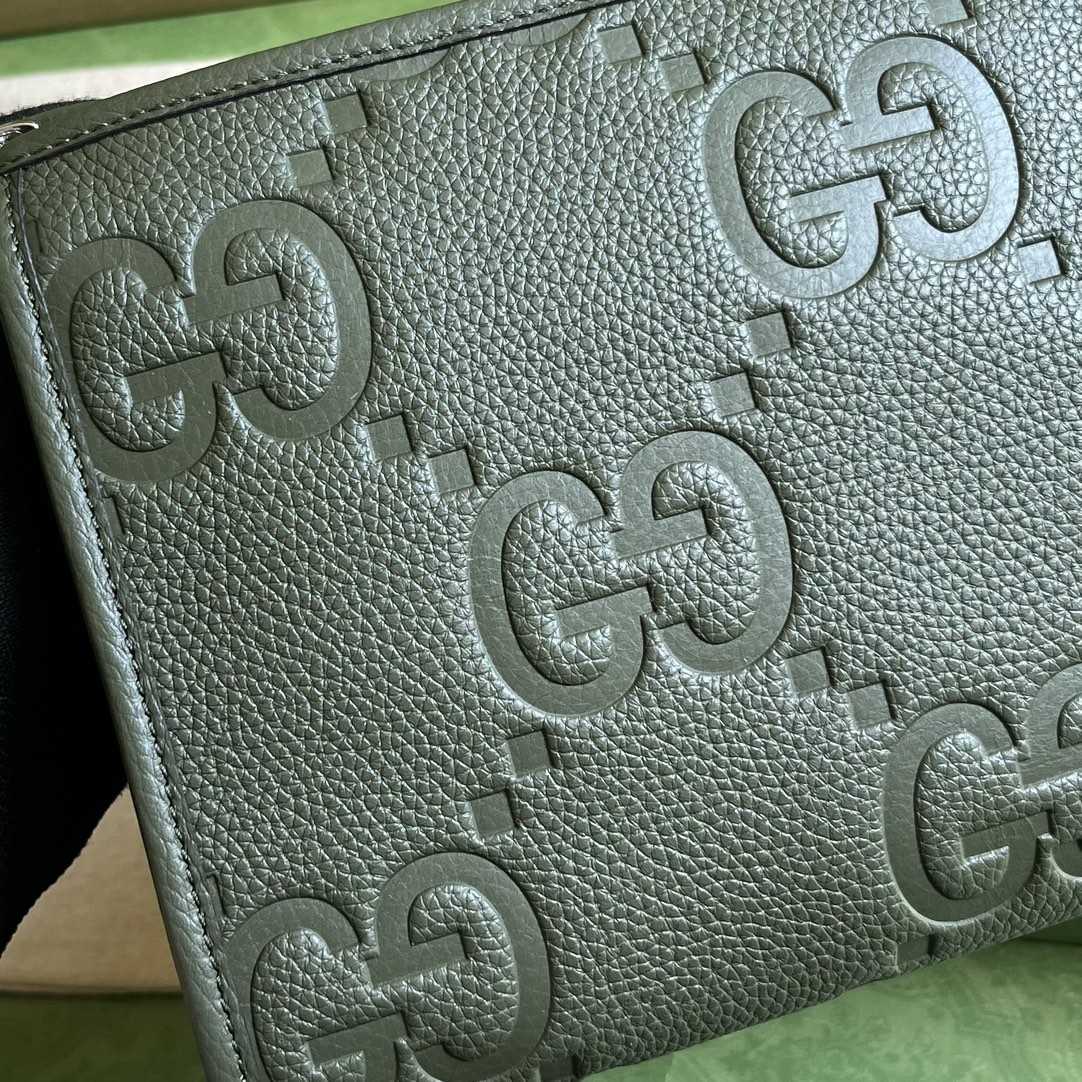 Gucci Jumbo GG Pouch (28.5x 18x 9cm) - DopestKickz