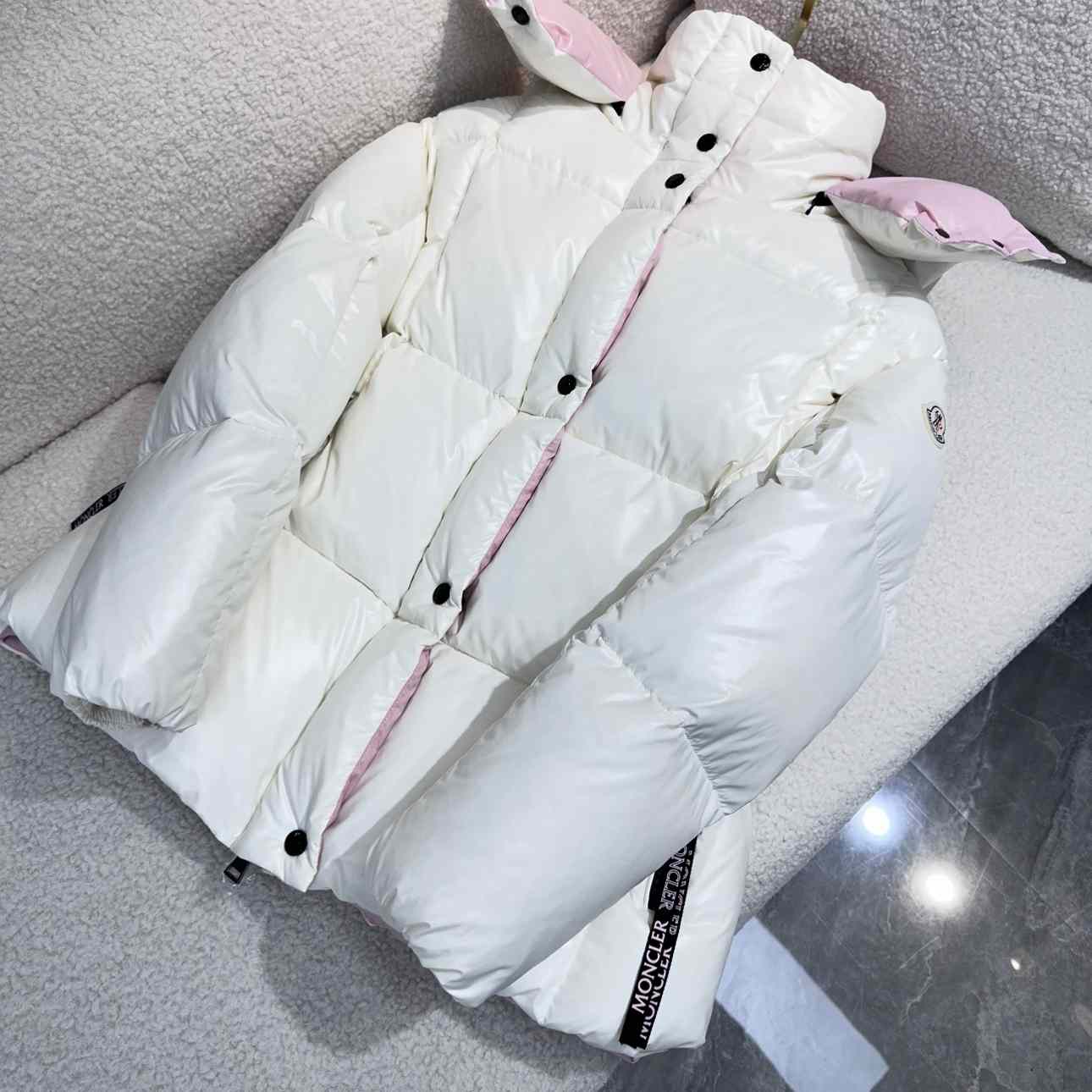 Moncler Parana Short Down Jacket - DopestKickz