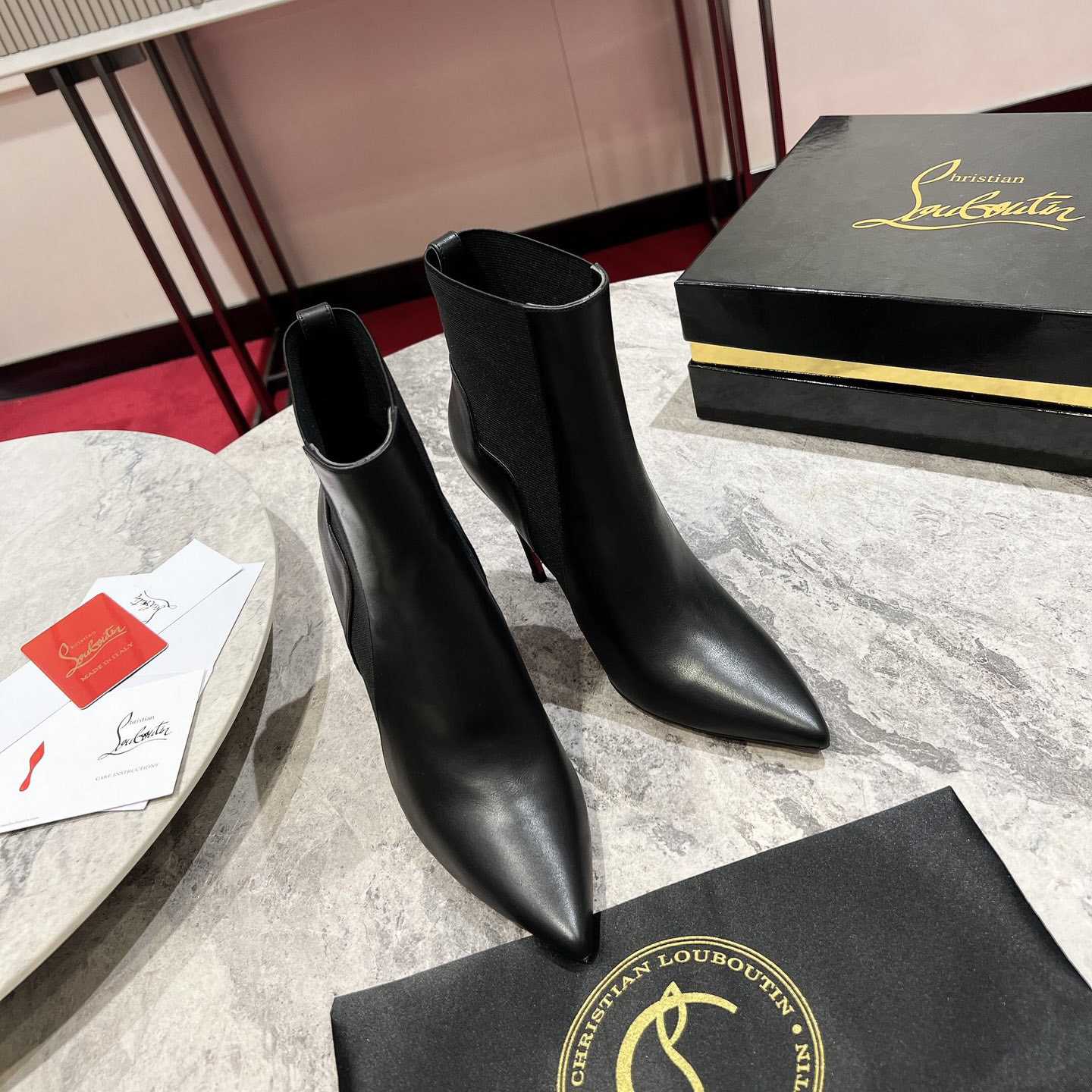 Christian Louboutin Chelsea Chick Booty 100 mm - DopestKickz