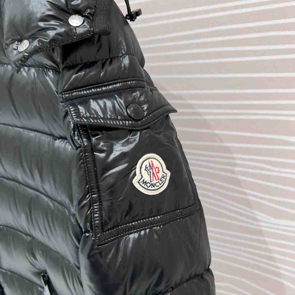Moncler Bady Short Down Jacket - DopestKickz