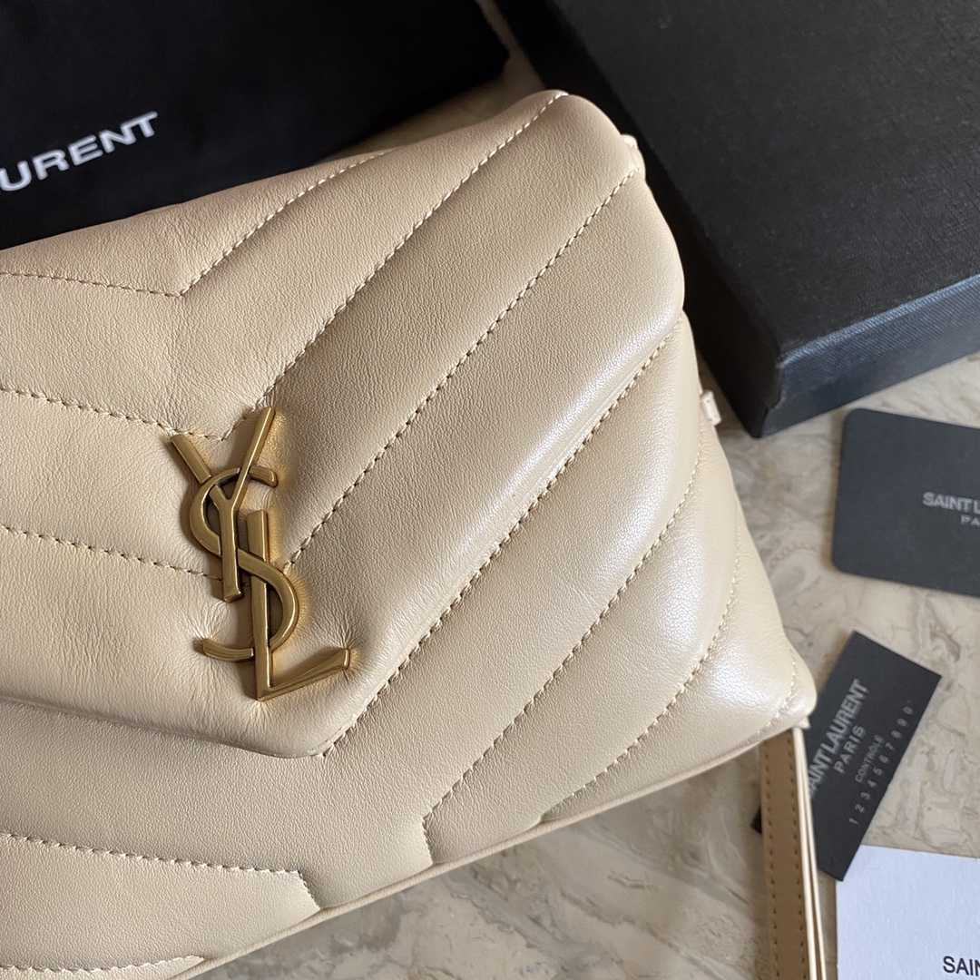 Saint Laurent Loulou Toy Strap Bag (20x7x15cm) - DopestKickz