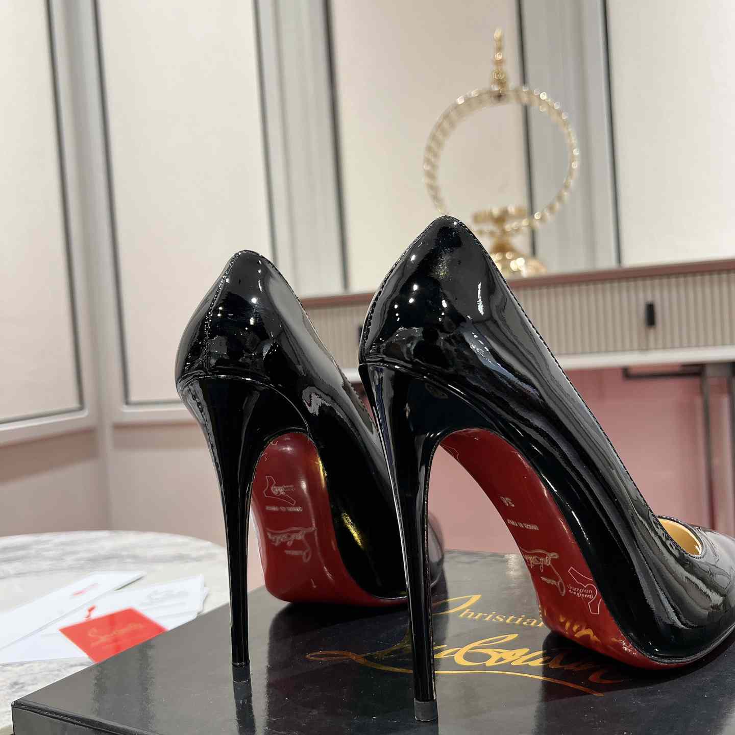 Christian Louboutin 100mm Pumps - DopestKickz