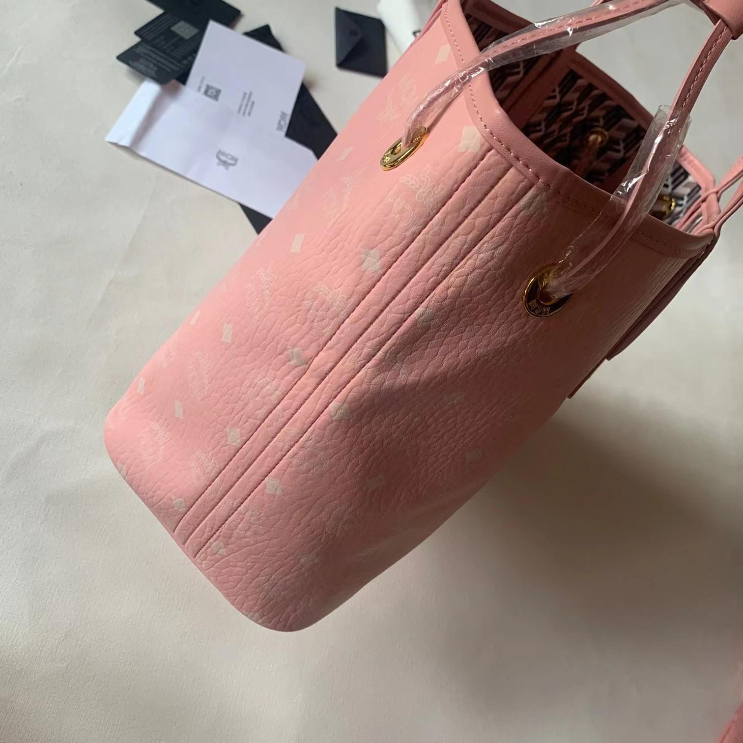 MCM Liz Reversible Shopper Tote (26*37*17cm) - DopestKickz