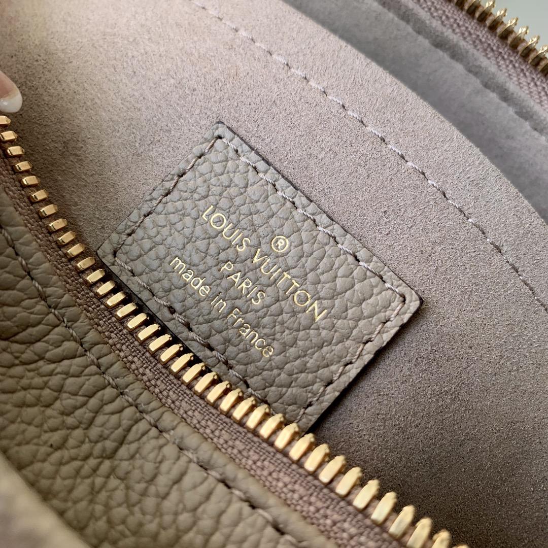 Louis Vuitton OnTheGo East West  (25-13-10 cm) M23641 - DopestKickz