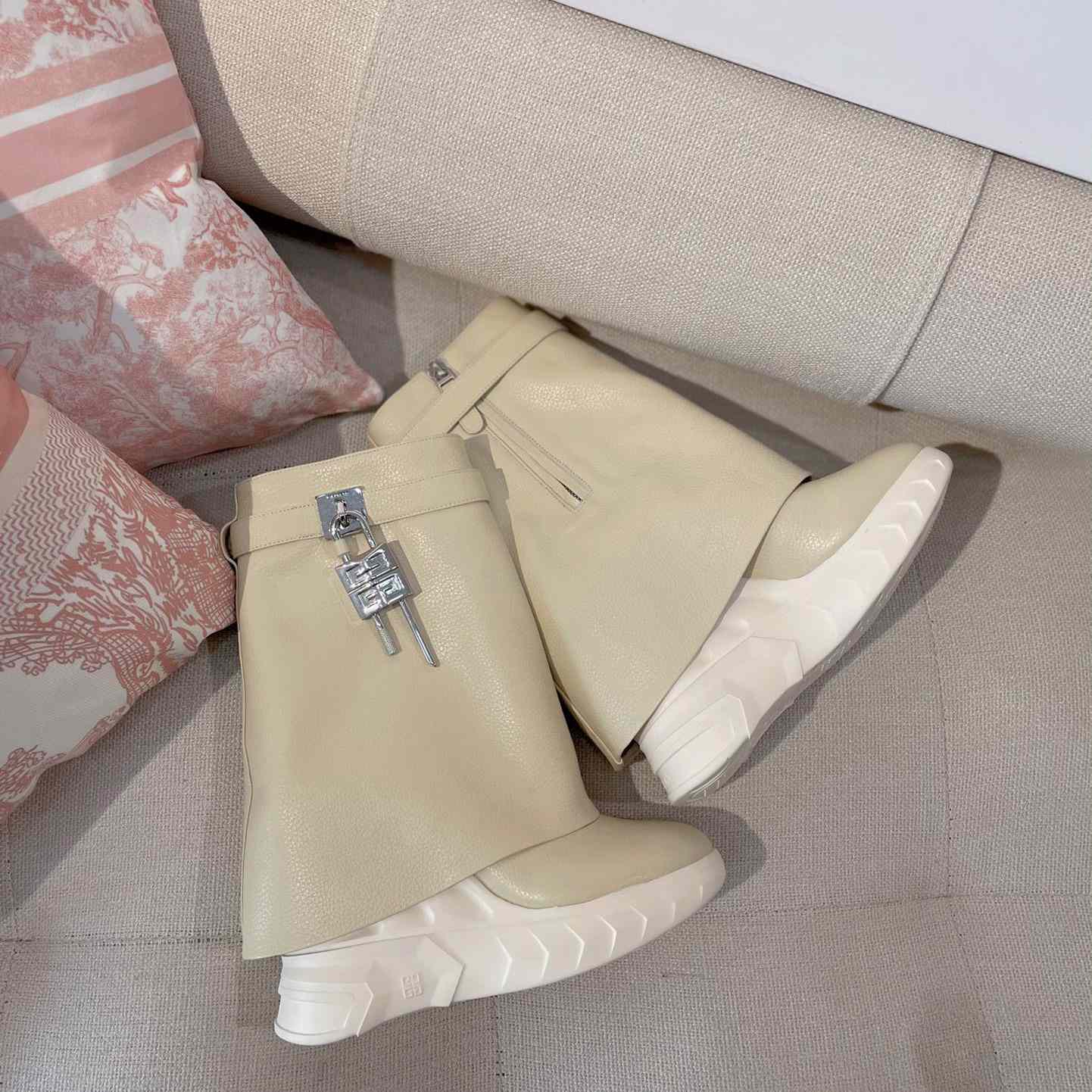 Givenchy Shark Lock Leather Ankle Boot - DopestKickz