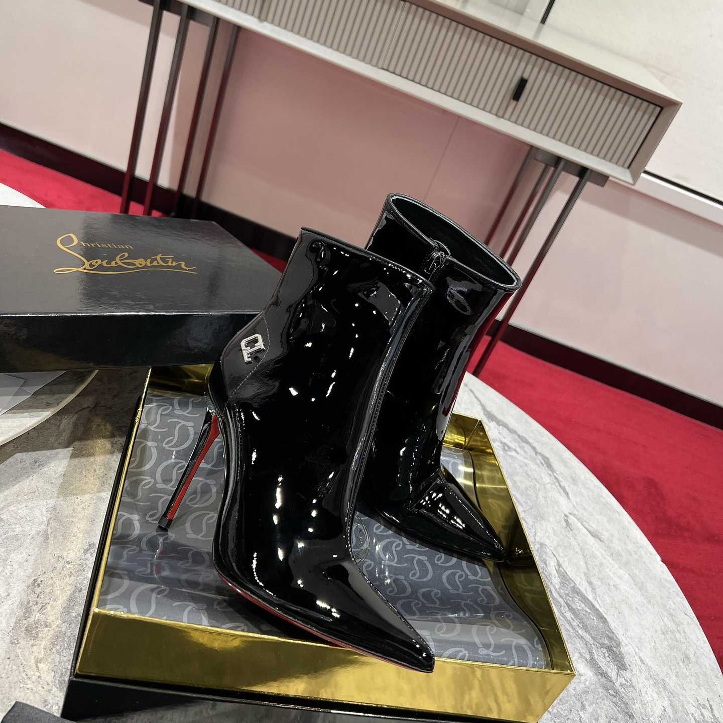 Christian Louboutin Sporty Kate Booty 100mm - DopestKickz