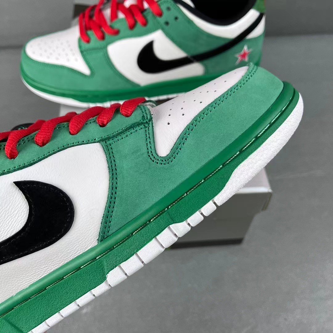 Nike Dunk SB Low Sneakers     304292-302 - DopestKickz
