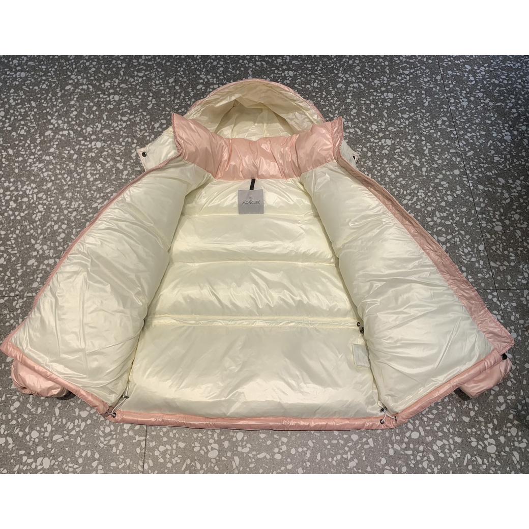 Moncler Abbaye Short Down Jacket - DopestKickz