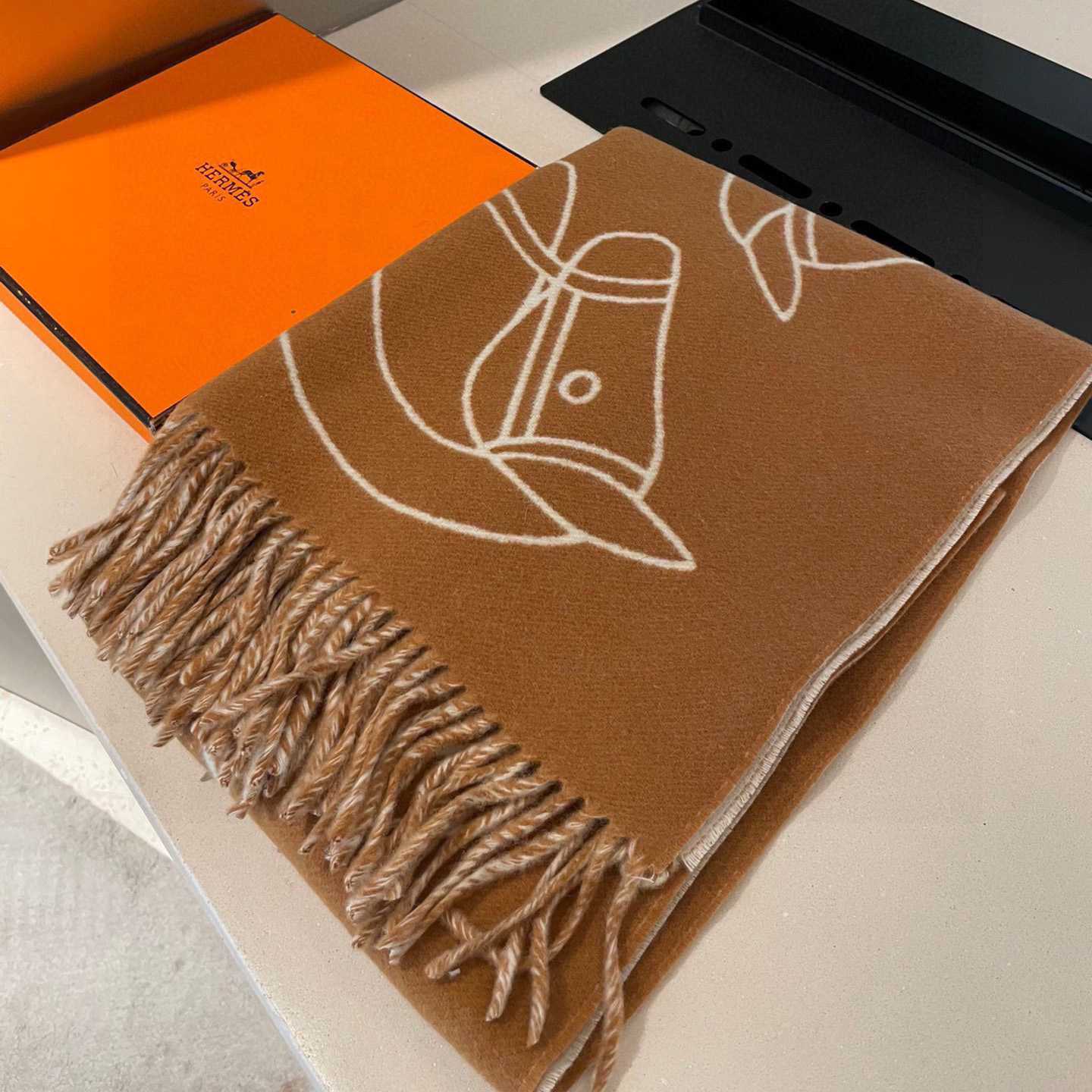 Hermes Casaque Entrelacs Equestres muffler  - DopestKickz
