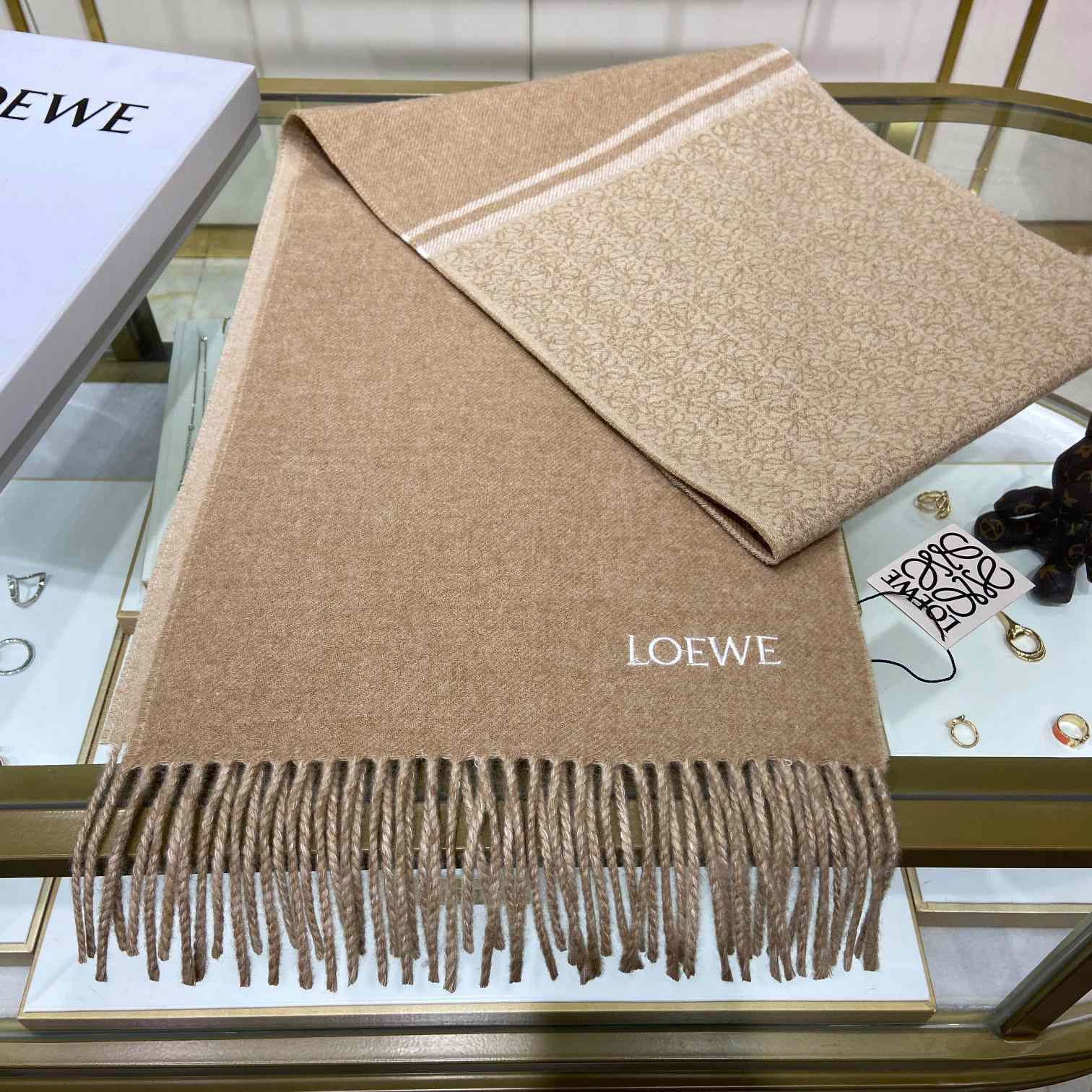 Loewe Scarf In Wool And Cashmere - DopestKickz