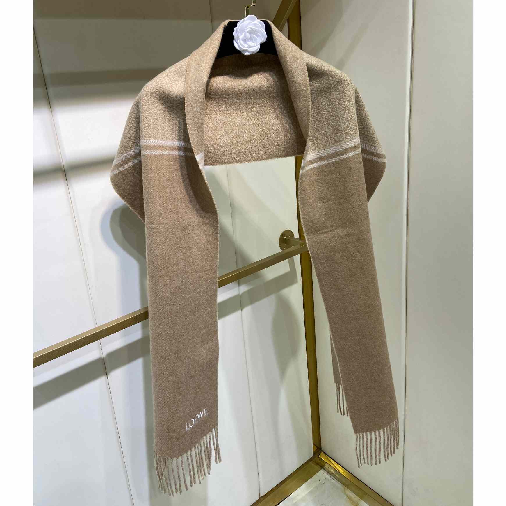 Loewe Scarf In Wool And Cashmere - DopestKickz