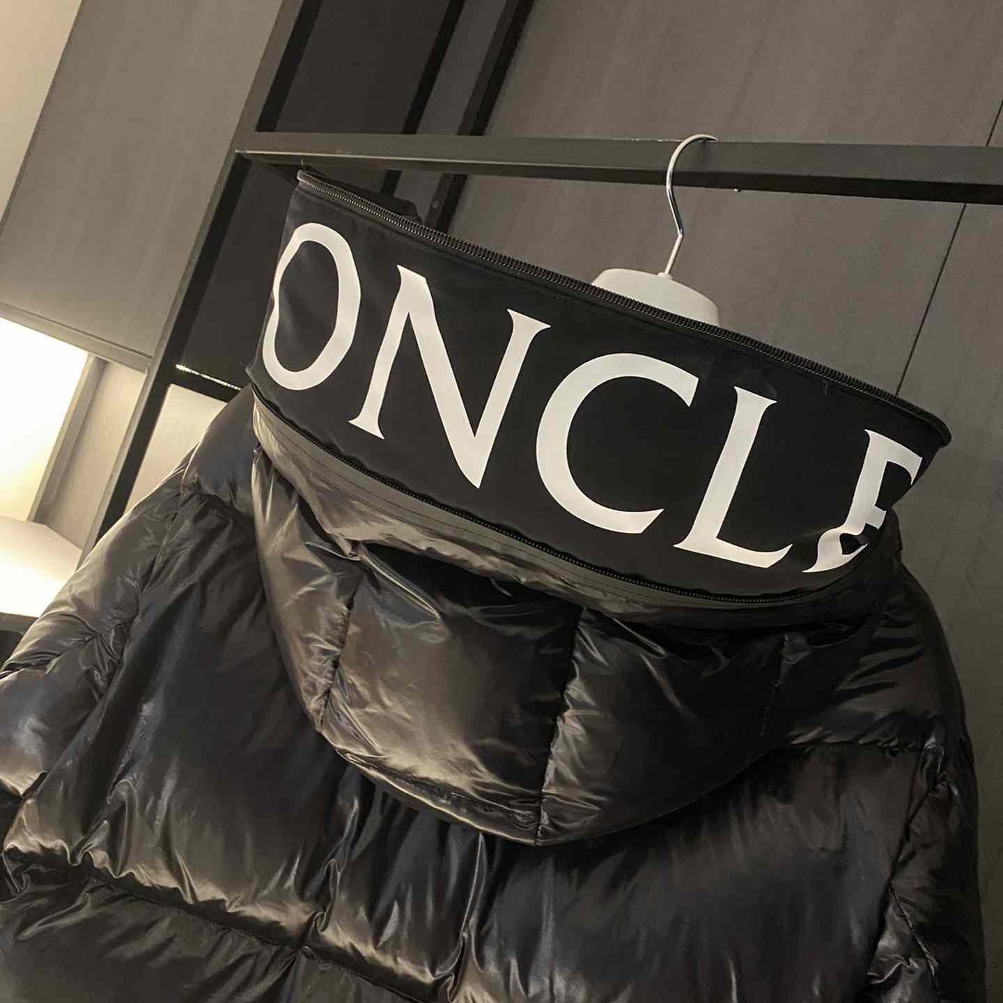 Moncler Huppe Short Down Jacket - DopestKickz