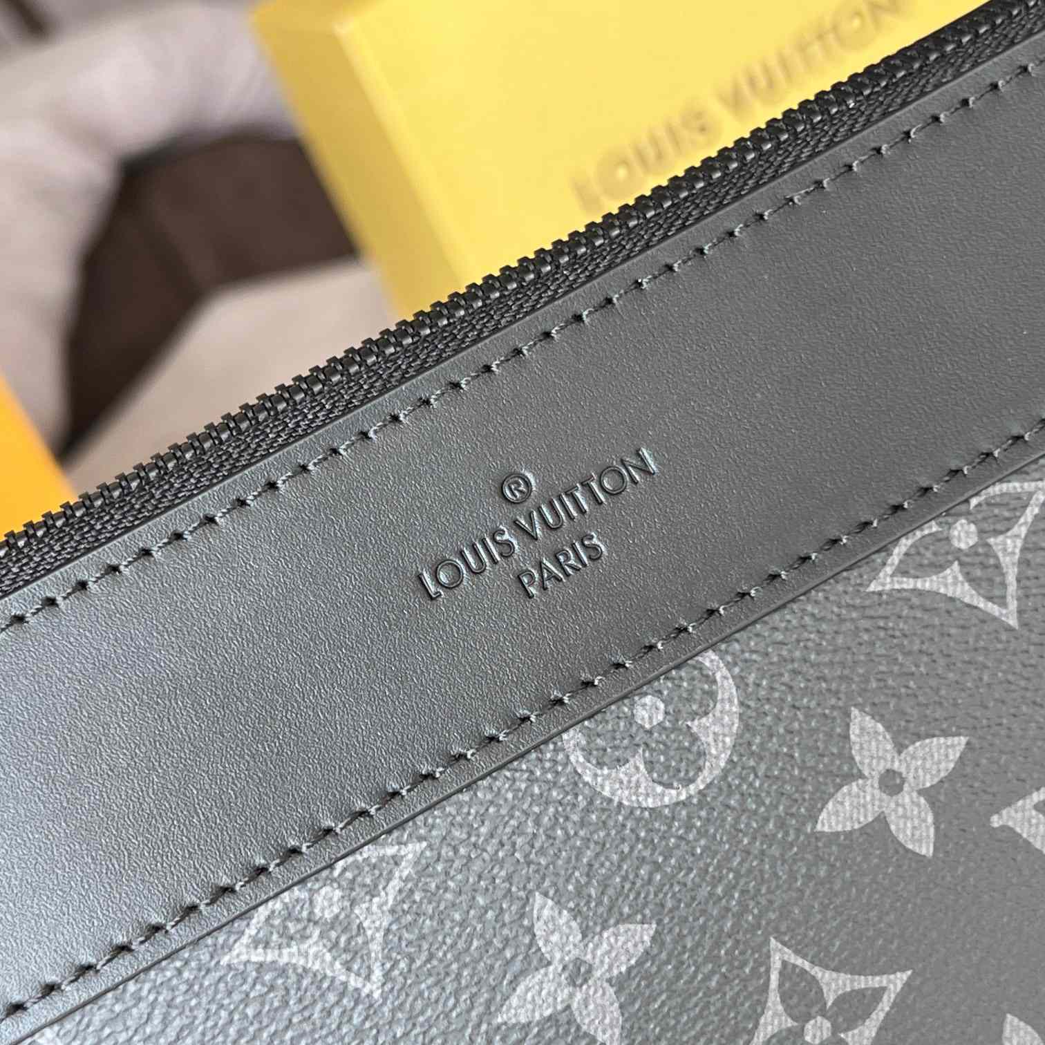 Louis Vuitton Pochette Voyage Souple (32 x 21 x 8cm)  M82543 - DopestKickz