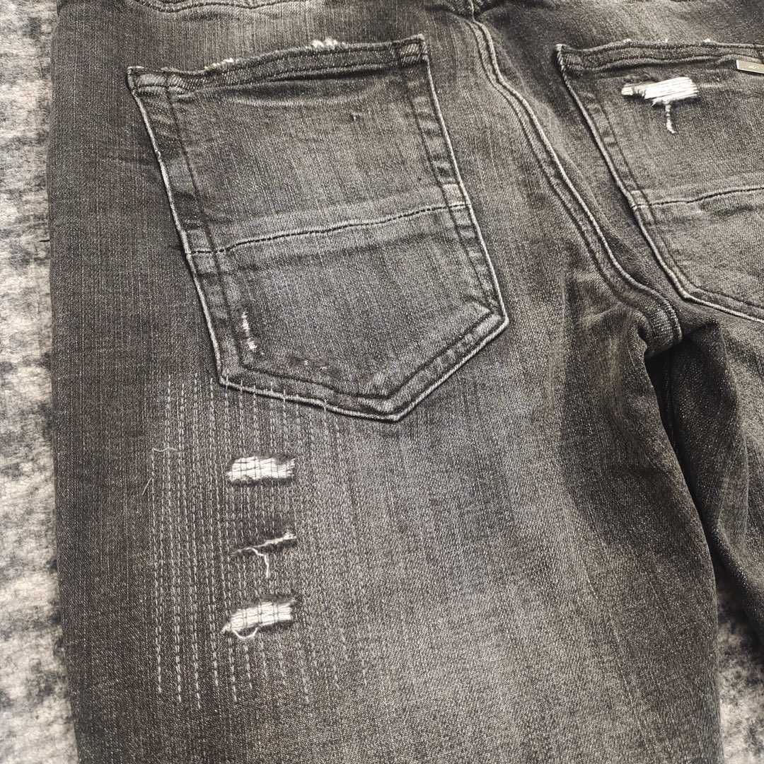 Amiri Slim Fit Jeans    650 - DopestKickz