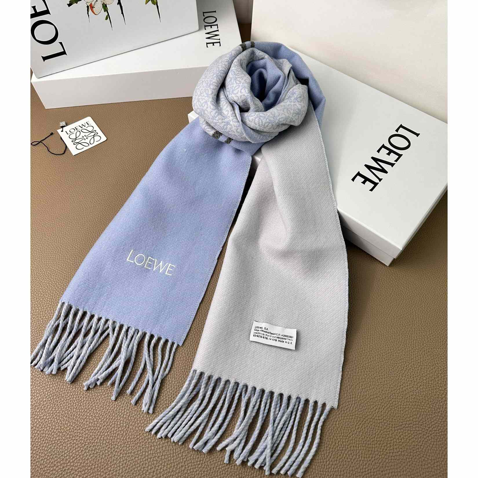 Loewe Scarf In Wool And Cashmere - DopestKickz