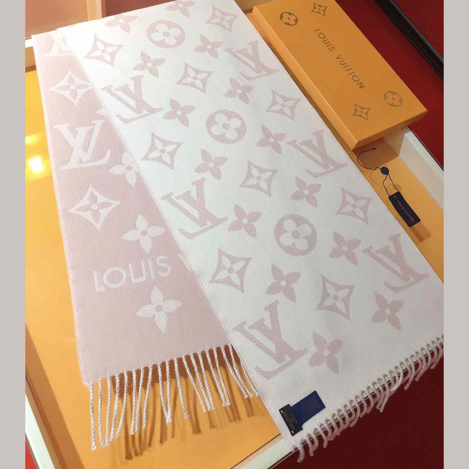 Louis Vuitton LV Essential Scarf - DopestKickz