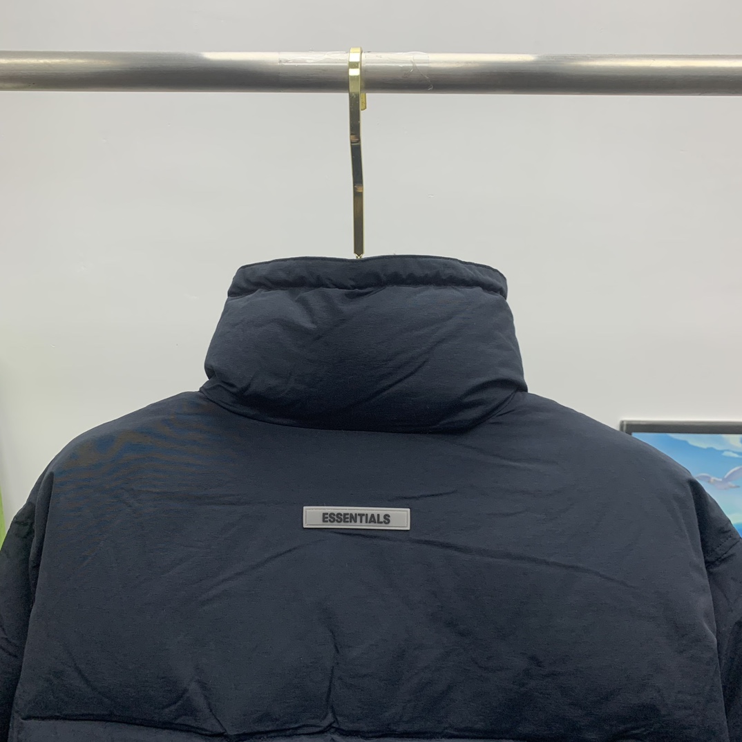 Fear Of God Essential Puffer Jacket - DopestKickz