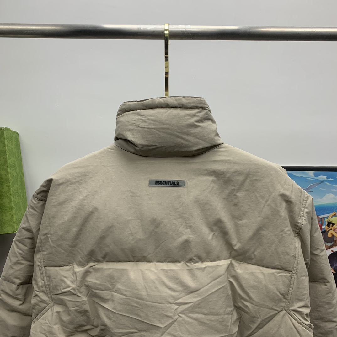 Fear Of God Essential Puffer Jacket - DopestKickz