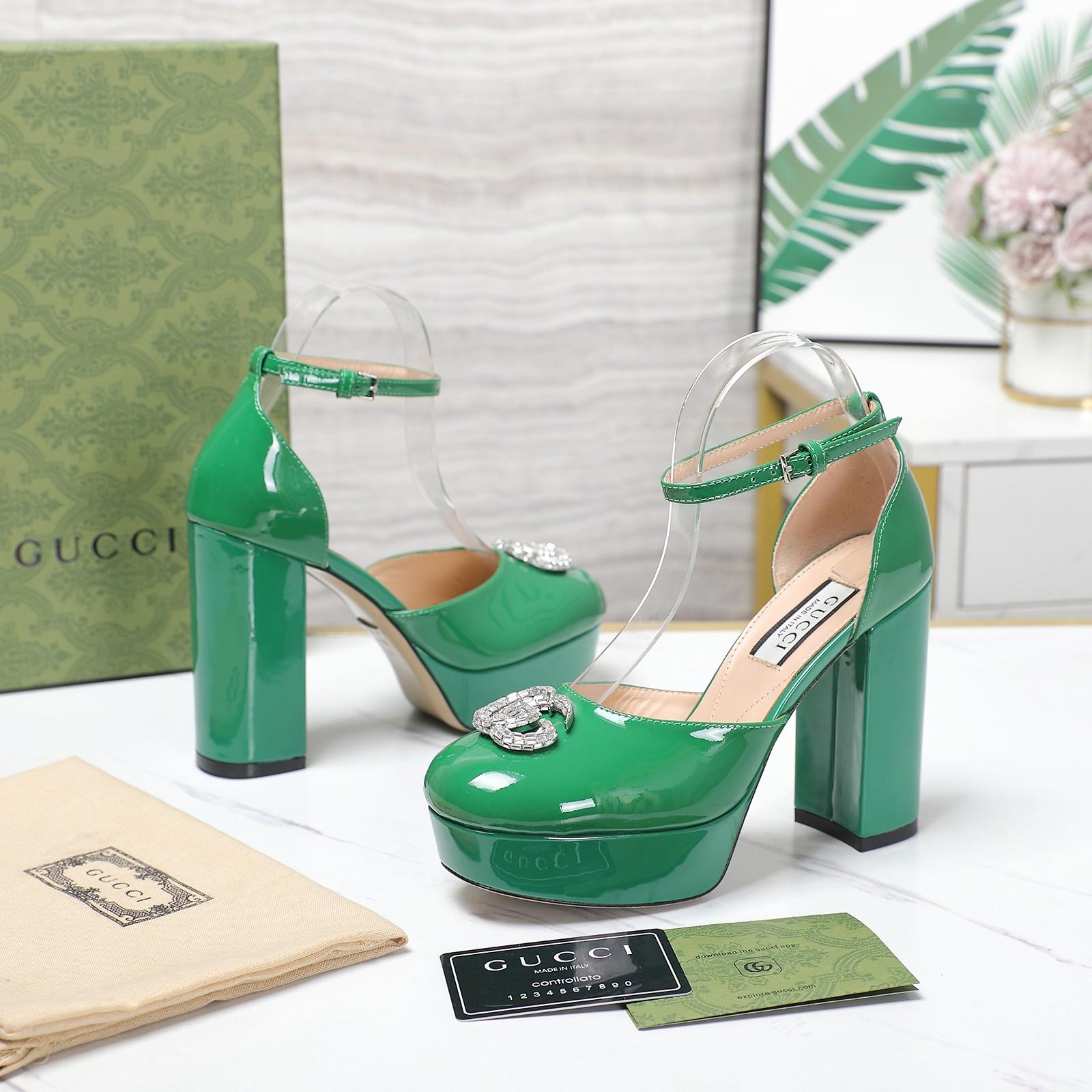 Gucci Women's Platform Pump With Double G - DopestKickz