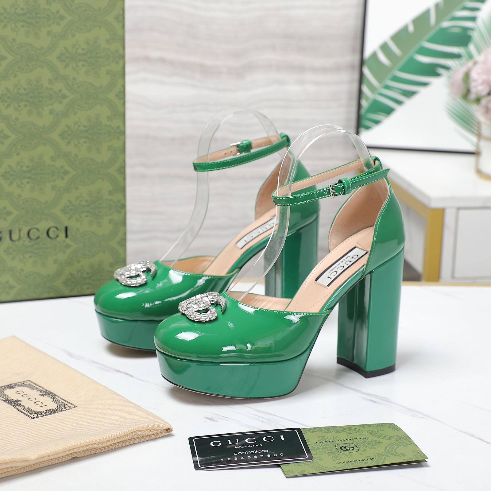 Gucci Women's Platform Pump With Double G - DopestKickz