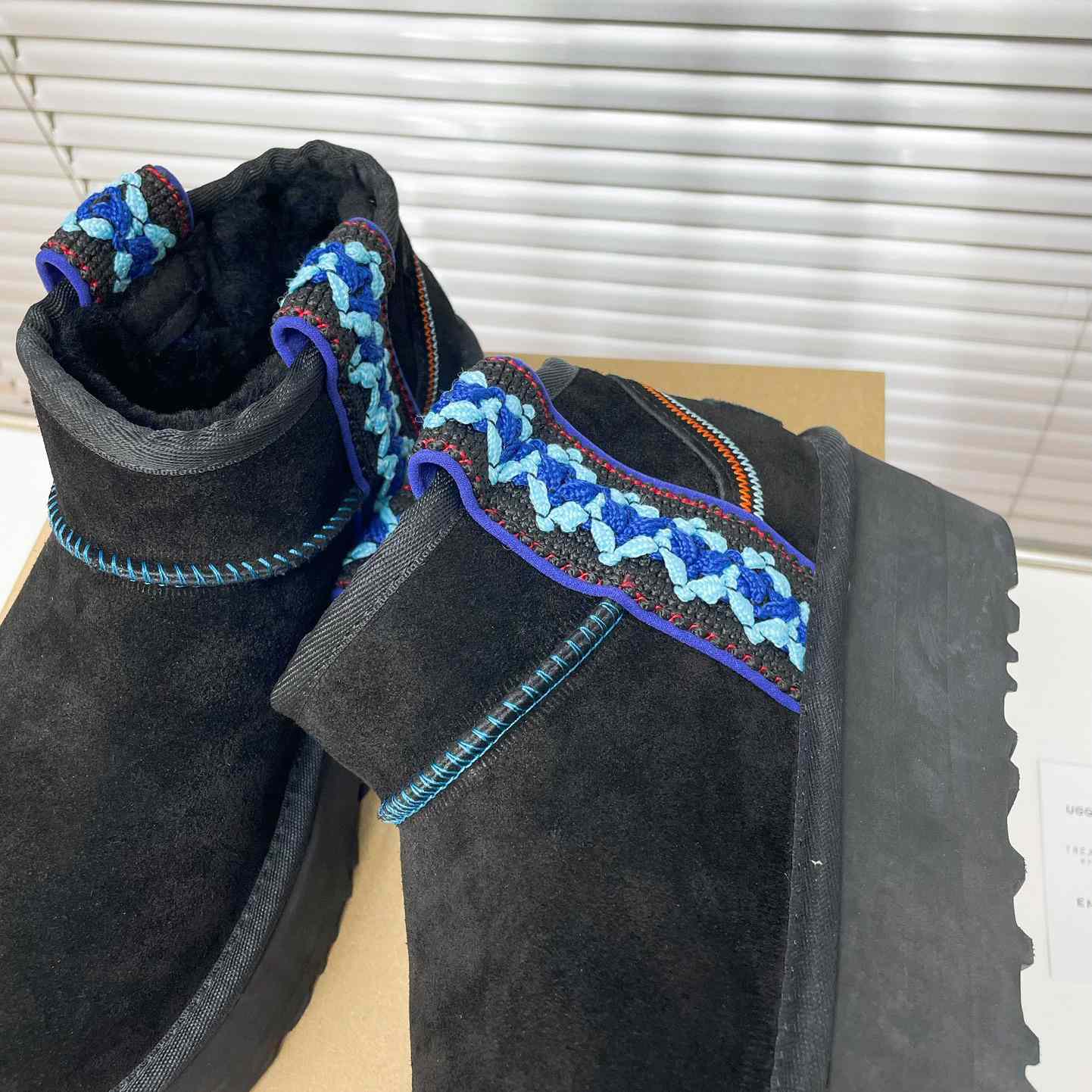 Ugg Classic Ultra Mini Braid Platform - DopestKickz