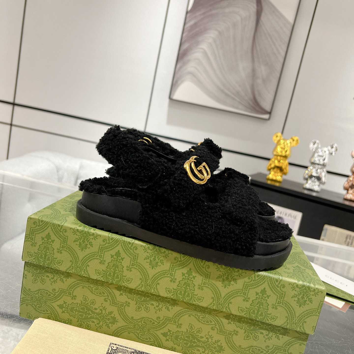 Gucci Women's Double G Sandals - DopestKickz