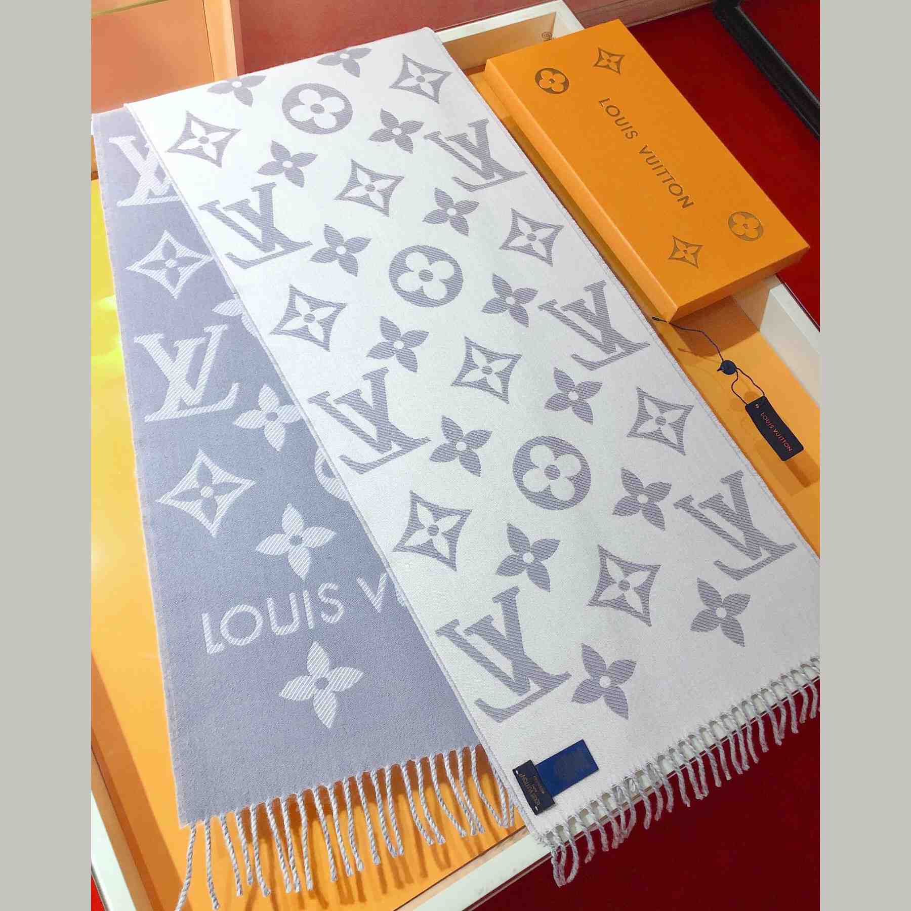Louis Vuitton LV Essential Scarf - DopestKickz