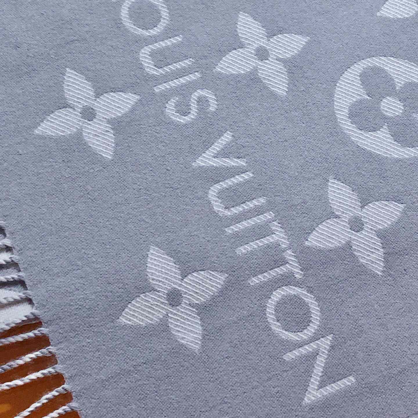 Louis Vuitton LV Essential Scarf - DopestKickz