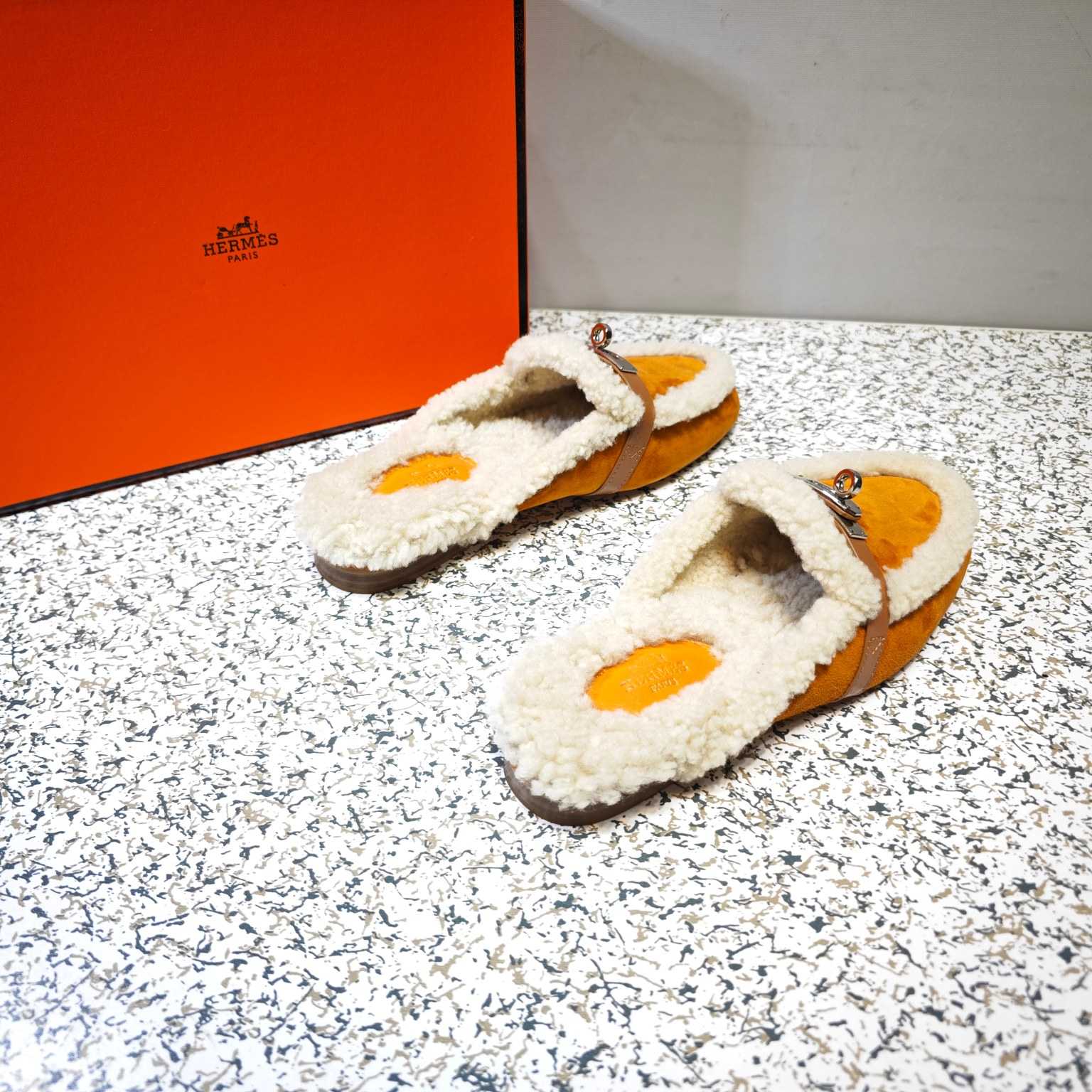 Hermes Oz Mule - DopestKickz