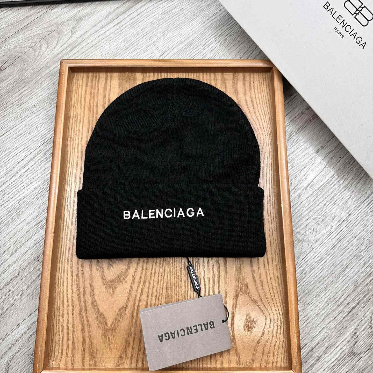 Balenciag Beanie  - DopestKickz