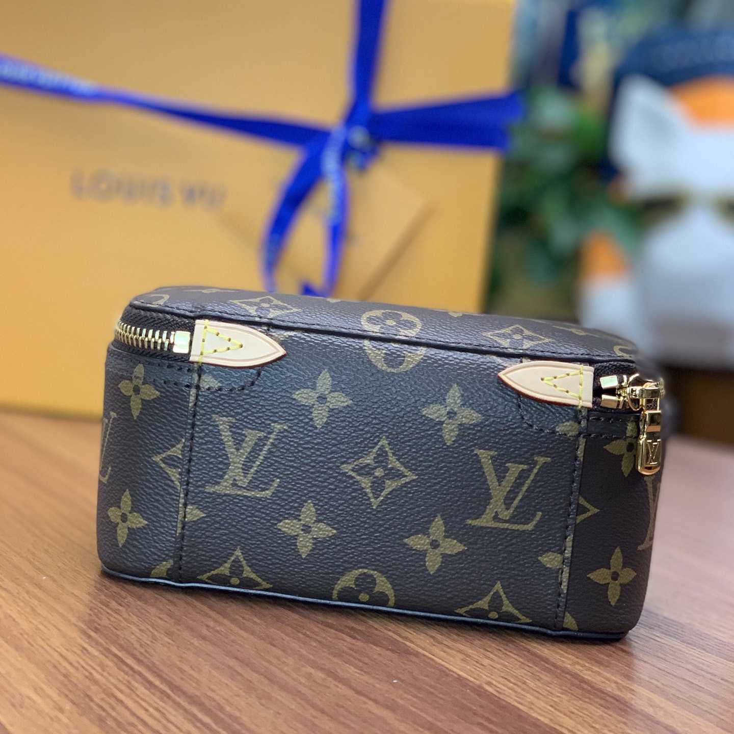 Louis Vuitton Packing Cube PM    - DopestKickz