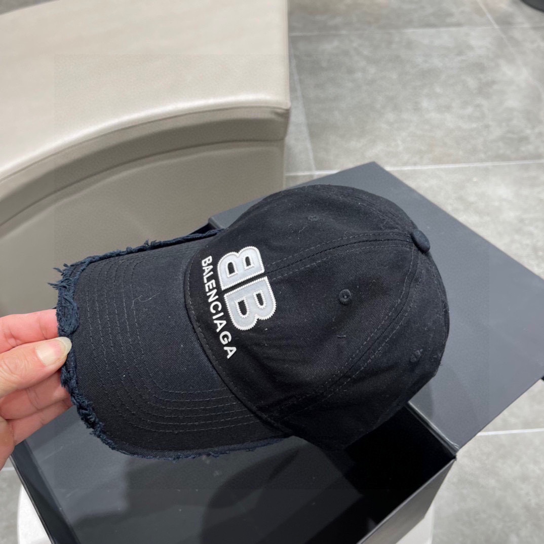 Balenciaga Cap - DopestKickz